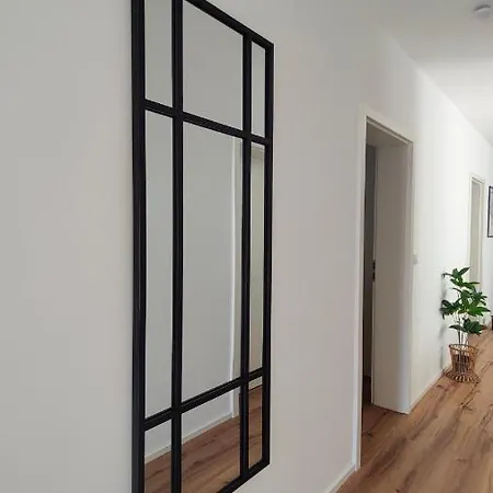 Apartman Hygge - Mit Garten Und Stellplatz Fuer Feriengaeste-, Monteure / Netflix / 10 Min. Zur Therme Und Zur Autobahn