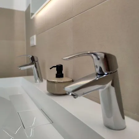 Hygge - Mit Garten Und Stellplatz Fuer Feriengaeste-, Monteure / Netflix / 10 Min. Zur Therme Und Zur Autobahn זינסהיים