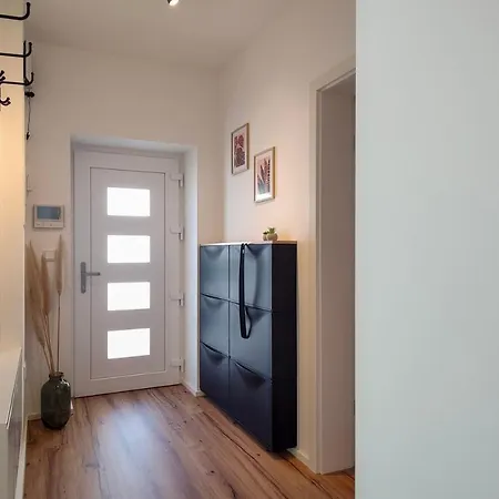 Hygge - Mit Garten Und Stellplatz Fuer Feriengaeste-, Monteure / Netflix / 10 Min. Zur Therme Und Zur Autobahn