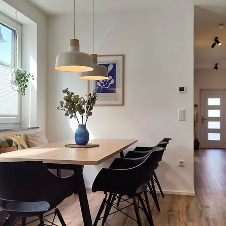 Hygge - Mit Garten Und Stellplatz Fuer Feriengaeste-, Monteure / Netflix / 10 Min. Zur Therme Und Zur Autobahn Apartman *