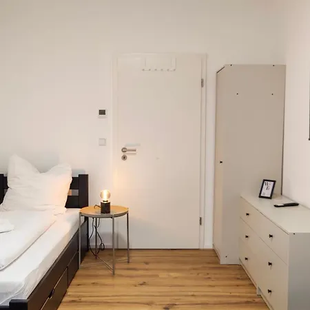 Hygge - Mit Garten Und Stellplatz Fuer Feriengaeste-, Monteure / Netflix / 10 Min. Zur Therme Und Zur Autobahn