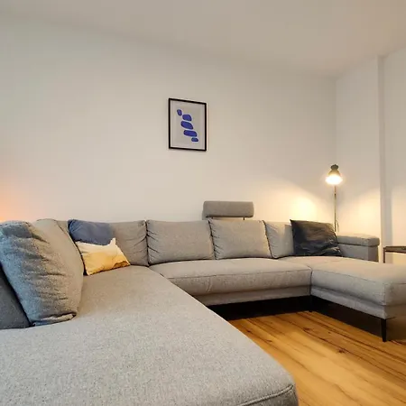 Hygge - Mit Garten Und Stellplatz Fuer Feriengaeste-, Monteure / Netflix / 10 Min. Zur Therme Und Zur Autobahn *