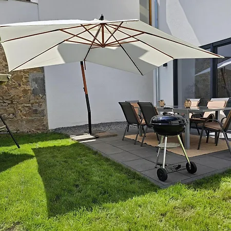 Hygge - Mit Garten Und Stellplatz Fuer Feriengaeste-, Monteure / Netflix / 10 Min. Zur Therme Und Zur Autobahn Apartman *