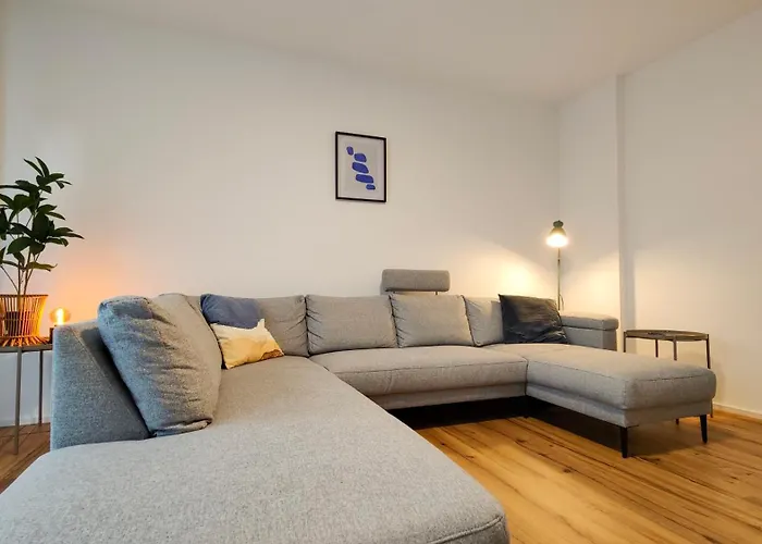 Hygge - Mit Garten Und Stellplatz Fuer Feriengaeste-, Monteure / Netflix / 10 Min. Zur Therme Und Zur Autobahn *